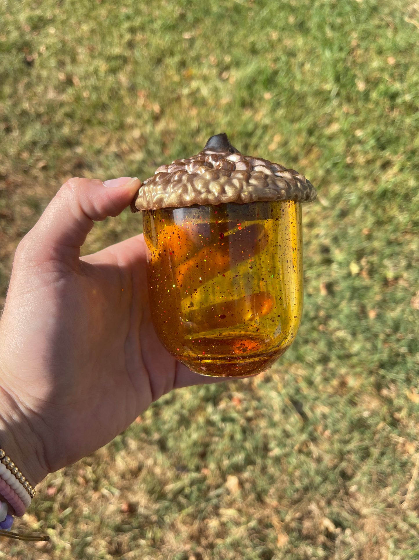 Acorn cup