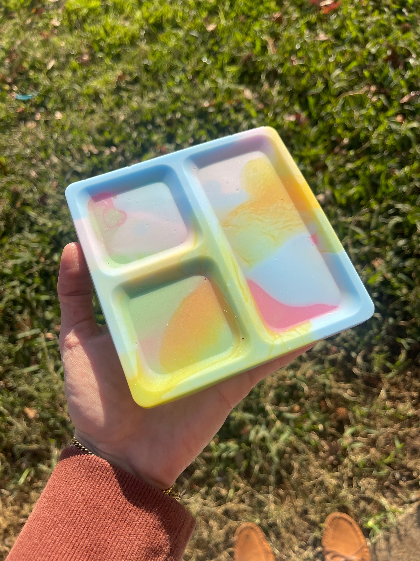 Square three part tray