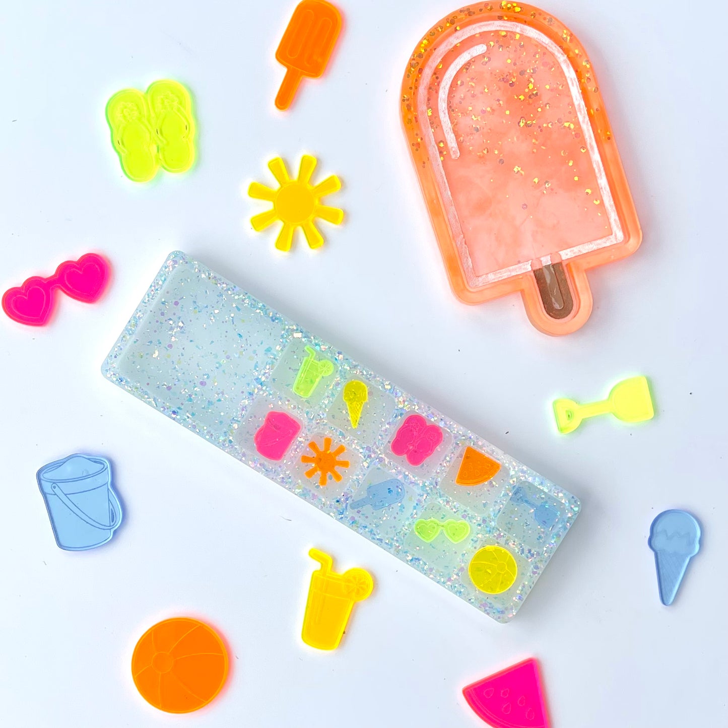 Summer loose parts